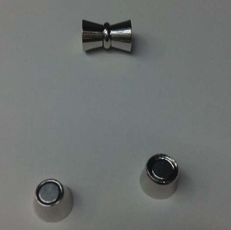 電子喇叭磁鐵的居里溫度是多少？